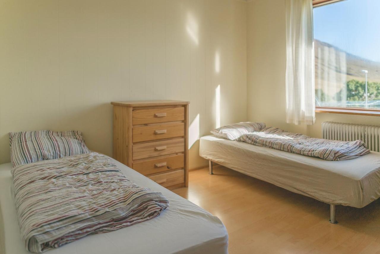 Hvammur 2 Guesthouse 블론두오스 외부 사진