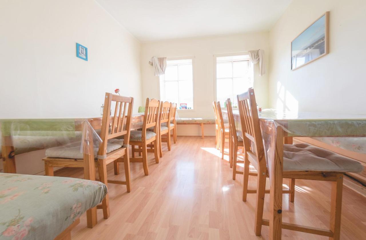 Hvammur 2 Guesthouse 블론두오스 외부 사진