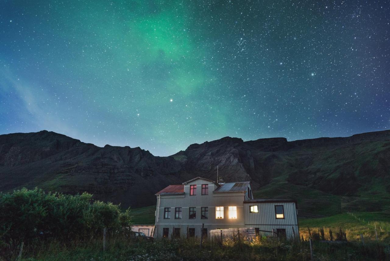 Hvammur 2 Guesthouse 블론두오스 외부 사진